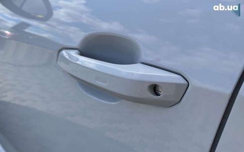 Audi A4 2020 - фото 21