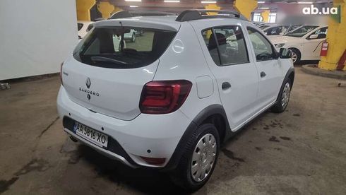 Renault Sandero 2019 - фото 5