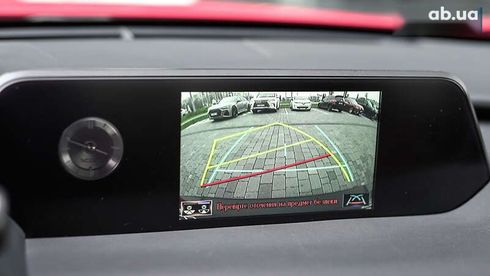 Lexus UX 2019 - фото 28