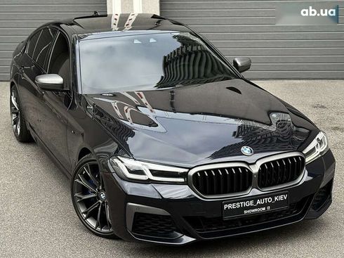 BMW 5 серия 2018 - фото 2