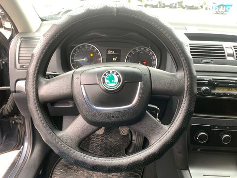 Skoda Octavia 2010 серый - фото 23