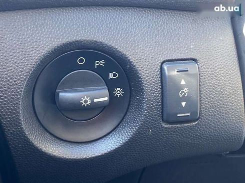Ford Fiesta 2018 - фото 22