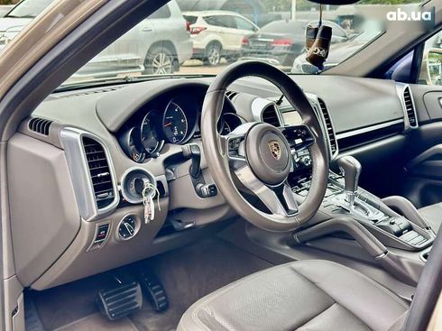 Porsche Cayenne 2015 - фото 20