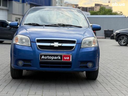 Chevrolet Aveo 2006 синий - фото 2