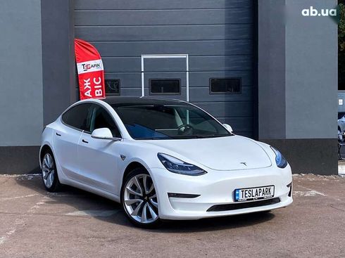 Tesla Model 3 2019 - фото 2