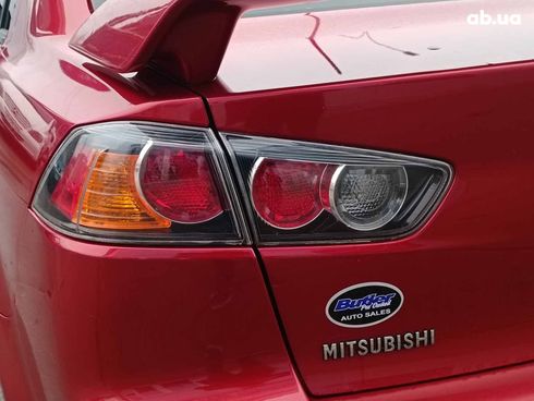 Mitsubishi Lancer 2016 красный - фото 18