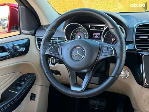 Mercedes-Benz GLE-Class 2018 - фото 30
