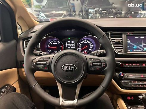 Kia Carnival 2015 - фото 15