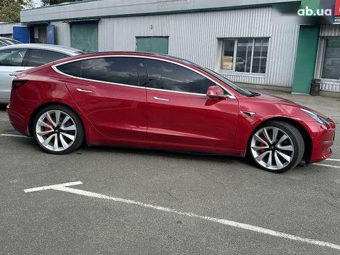 Tesla Model 3 2019 - фото 4