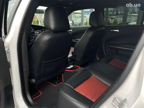 Dodge Charger 2019 - фото 29