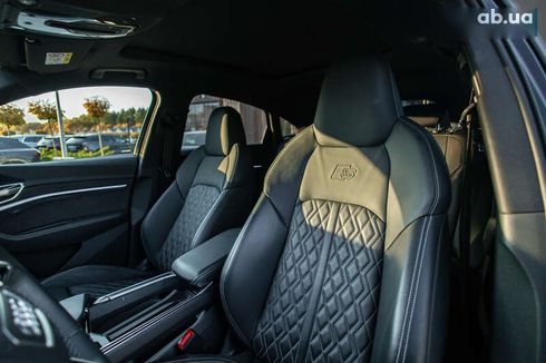 Audi Q4 Sportback e-tron 2021 - фото 21