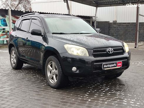 Toyota RAV4 2006 черный - фото 14