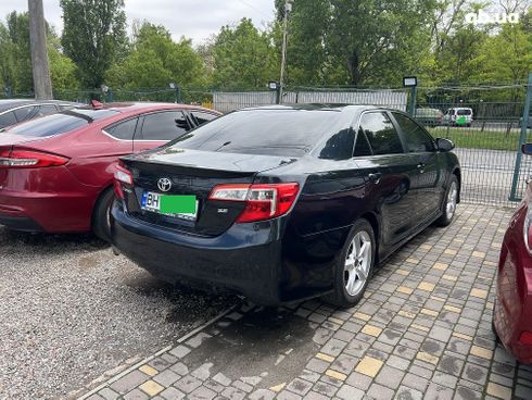 Toyota Camry 2015 серый - фото 20