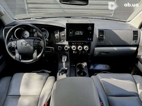 Toyota Sequoia 2018 - фото 19