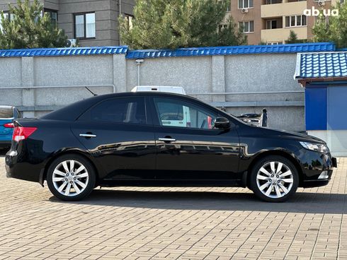 Kia Cerato 2012 черный - фото 3