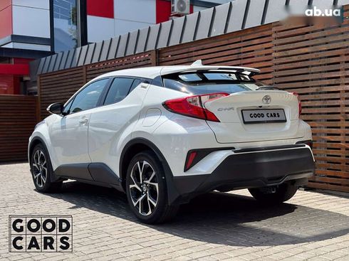 Toyota C-HR 2020 - фото 5