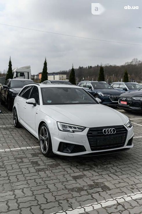 Audi A4 2019 - фото 10