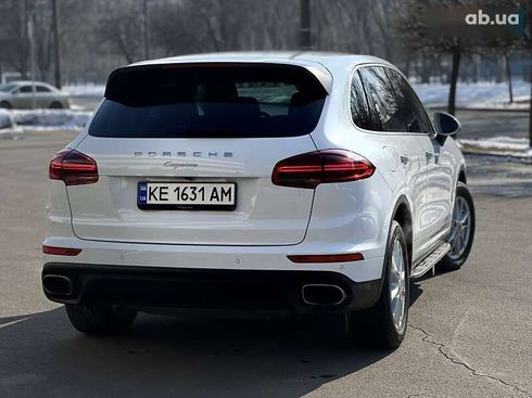 Porsche Cayenne 2016 - фото 6