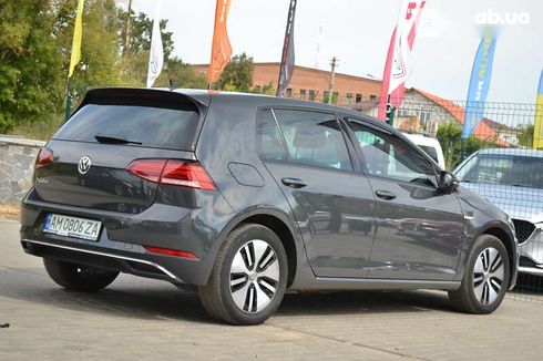 Volkswagen e-Golf 2020 - фото 12