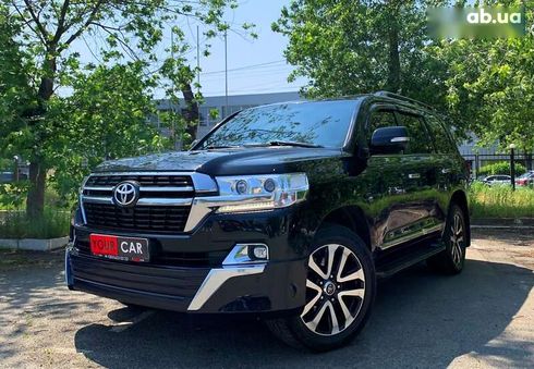 Toyota Land Cruiser 2017 - фото 6