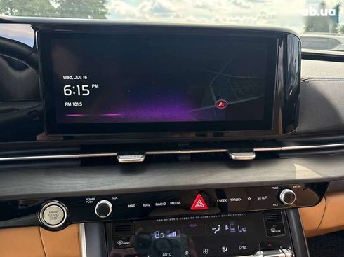 Kia Carnival 2021 - фото 14