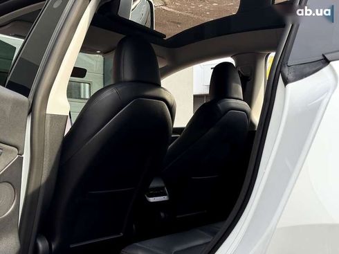 Tesla Model Y 2023 - фото 16