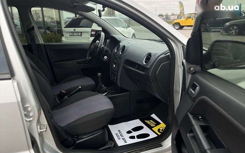 Ford Fusion 2011 - фото 22