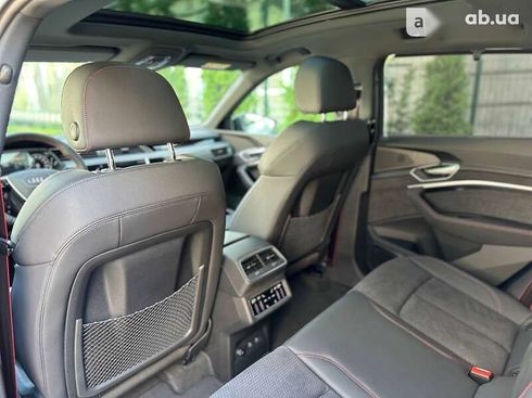 Audi Q8 e-tron 2023 - фото 17