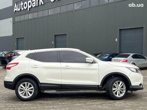 Nissan Qashqai 2017 белый - фото 11