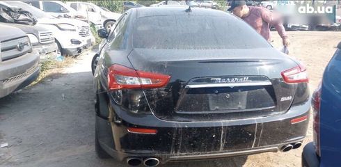 Maserati Ghibli 2016 - фото 9