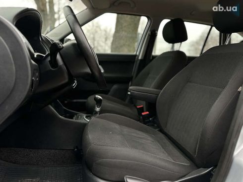 Skoda Fabia 2008 - фото 23