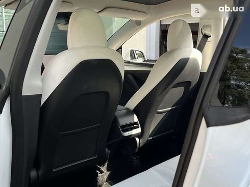 Tesla Model Y 2023 - фото 15