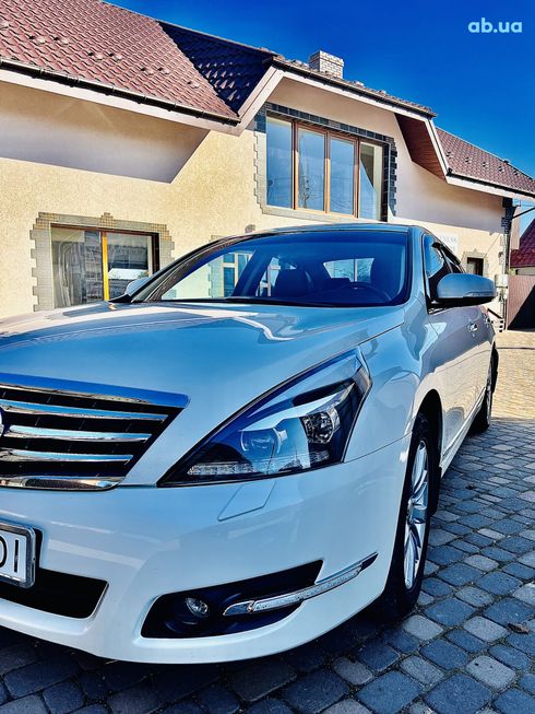 Nissan Teana 2013 белый - фото 3