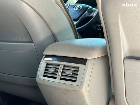 Toyota Venza 2012 белый - фото 20