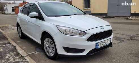 Ford Focus 2017 белый - фото 6