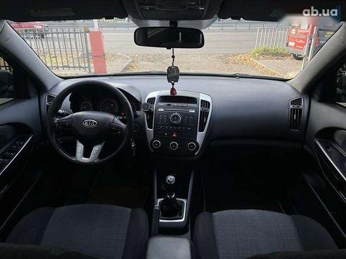 Kia Cee'd 2012 - фото 14