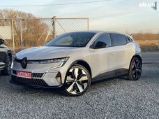 Продаж вживаних Renault Megane 2022 року у Львові - купити на Автобазарі