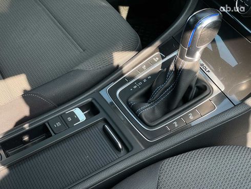Volkswagen e-Golf 2018 черный - фото 33