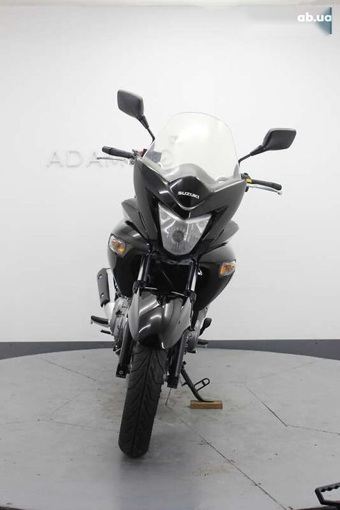 Suzuki GSR 2017 - фото 7