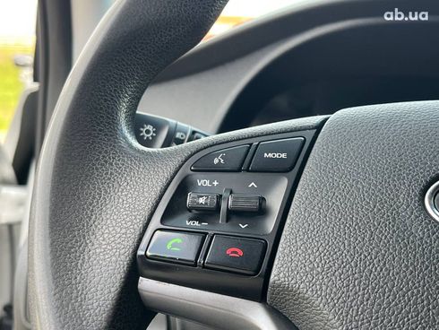 Hyundai Tucson 2016 серый - фото 26