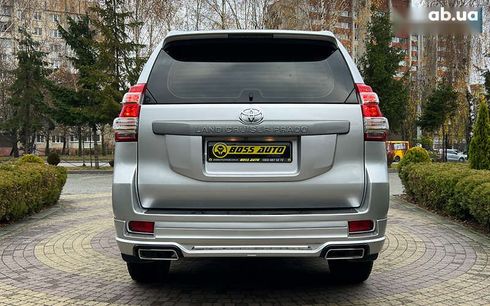 Toyota Land Cruiser Prado 2013 - фото 6