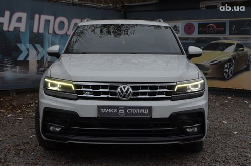 Volkswagen Tiguan 2018 белый - фото 2