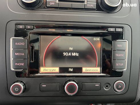 Volkswagen Touran 2012 серый - фото 29