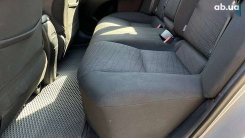 Toyota Avensis 2009 - фото 28