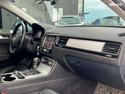 Volkswagen Touareg 2013 белый - фото 39