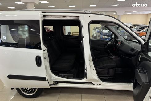 Fiat Doblo 2010 белый - фото 6