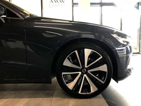 Volvo V60 2021 - фото 3