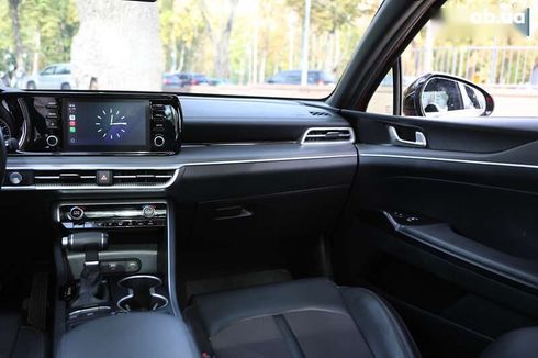 Kia K5 2021 - фото 14