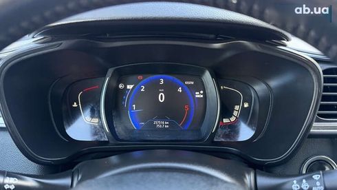 Renault Kadjar 2017 - фото 29