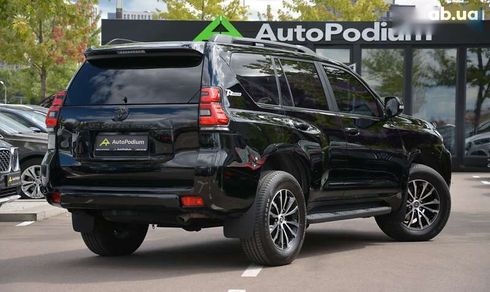 Toyota Land Cruiser Prado 2018 - фото 16